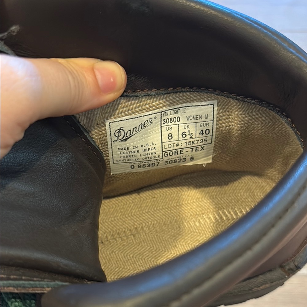 Danner Mountain Light II brown leather boots - Picture 5 of 7